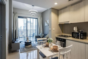 Luxury 1BR Apartment Close to Burj Khalifa